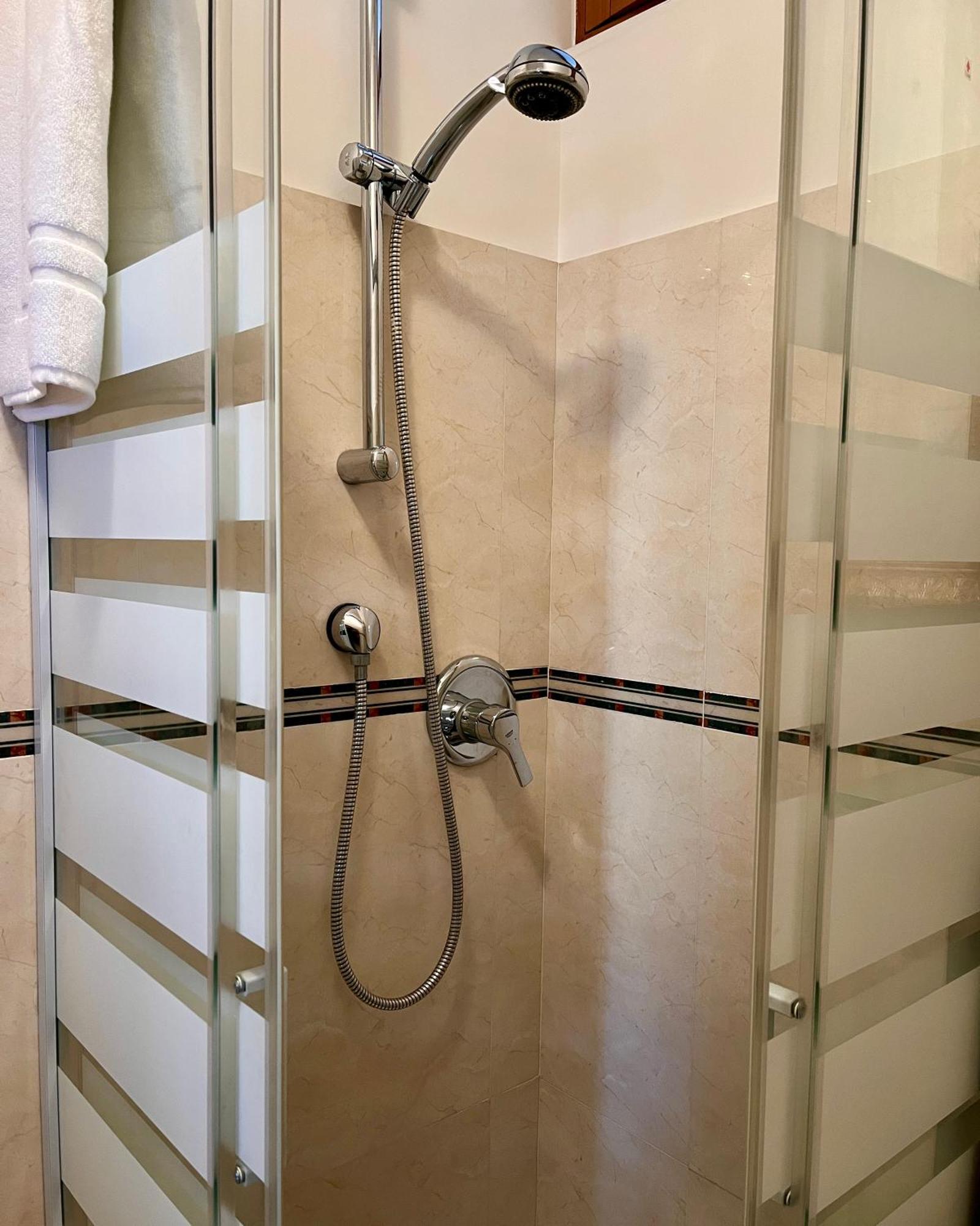 Il Villino B&B - Napoli/Pompei/Sorrento/Costiera Brusciano Екстериор снимка